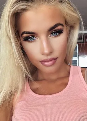 проститутка Виолетта, 25, Благовещенск